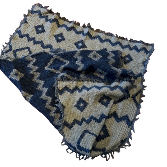Wilfred Diamond  Mosaic wool Blanket Scarf - Picture 12 of 12